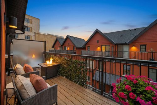 302-1818 14a St Sw, Calgary, AB, T2T3W6 | Card Image