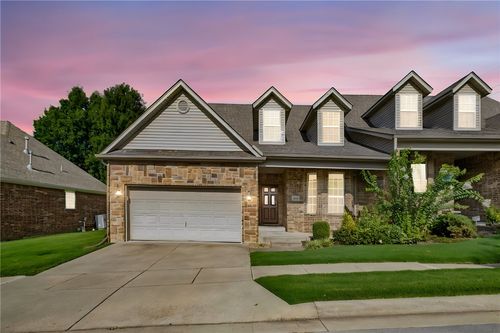 4177 N Meadow View Dr, Fayetteville, AR, 72703-5031 | Card Image