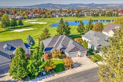 1113 N King James Ln, Home with 5 bedrooms, 4 bathrooms and null parking in Liberty Lake WA | Image 1