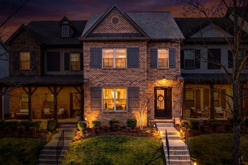 233 Claremont Ct, Gallatin, TN, 37066-1758 | Card Image