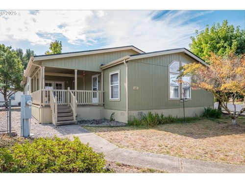 63 Heritage Blvd, Longview, WA, 98632-9294 | Card Image