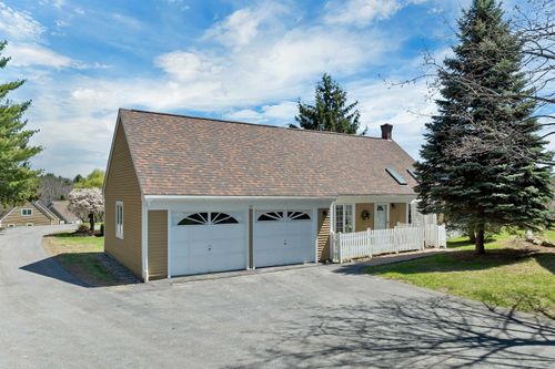 27 Harvest Ln, Laconia, NH, 03246-2054 | Card Image