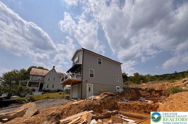East side view of home | Image 24