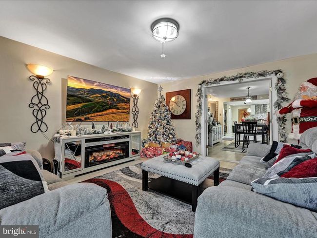 1628 Spruce St, Home with 3 bedrooms, 1 bathrooms and null parking in ASHLAND PA | Image 5