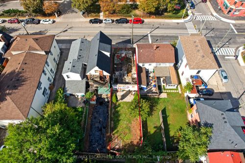 186 John St N, Hamilton, ON, L8L4P2 | Card Image