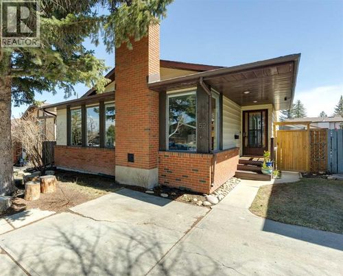 52 Beddington Cir Ne, Calgary, AB, T3K1K6 | Card Image