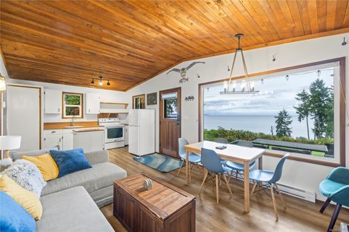 4-4375 Kelsey Rd, Bowser, BC, V0R1G0 | Card Image