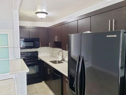 apt-107-1860 Venice Park Dr, North Miami, FL, 33181-1933 | Card Image