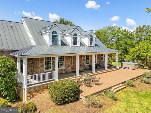 6951 Hilltop Ln, MARSHALL, VA, 20115-2014 | Card Image