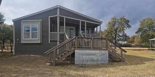 221 Farmhouse Rd, Springtown, TX, 76082-5661 | Card Image