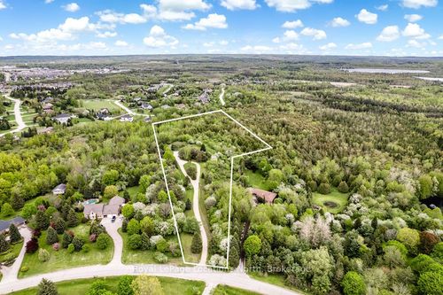38 Old Carriage Rd, East Garafraxa, ON, L9W6B2 | Card Image