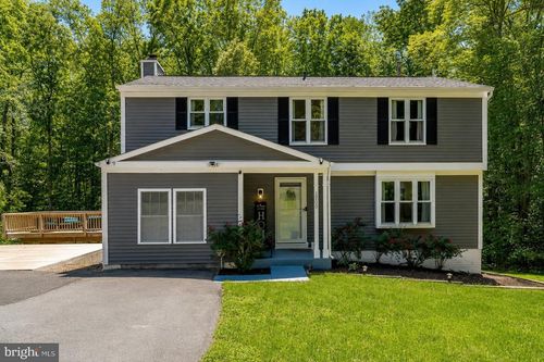 8085 Gracie Dr, MANASSAS, VA, 20112-3742 | Card Image
