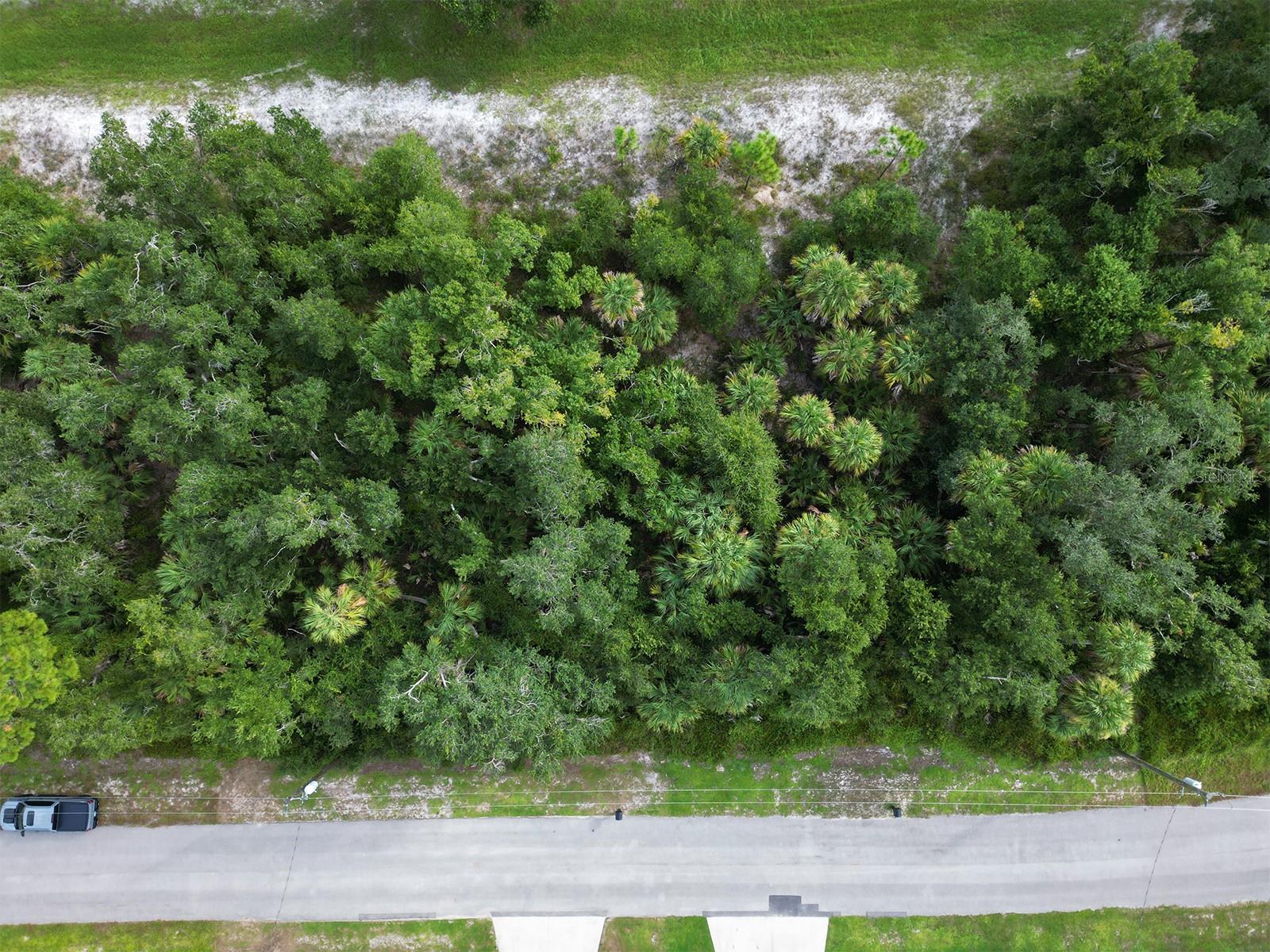 Land in NORTH PORT 5