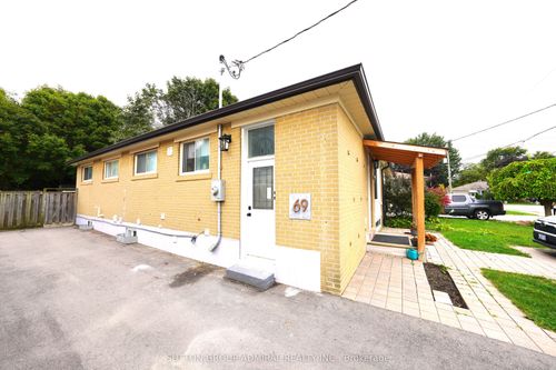 basement-unit-b-69 Davis Rd, Aurora, ON, L4G2B4 | Card Image