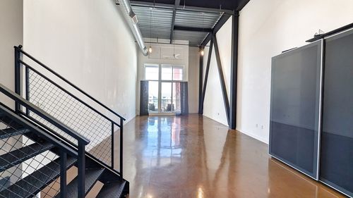 apt-24-950 Broadway, Chelsea, MA, 02150-2284 | Card Image