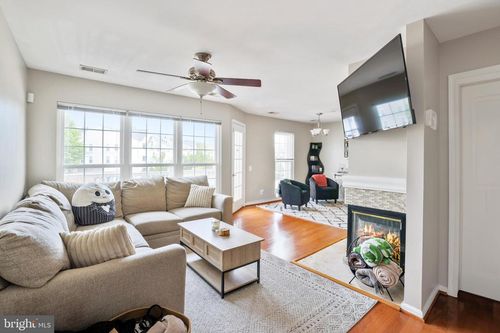 unit-301-9230 Cardinal Forest Ln, LORTON, VA, 22079-2881 | Card Image