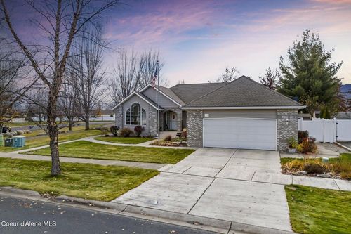 1175 E Stoneybrook Loop, Post Falls, ID, 83854-9675 | Card Image