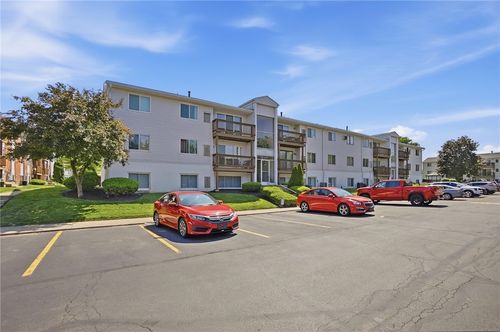 h-5611 E Coach Drive, Kettering, OH, 45440 | Card Image