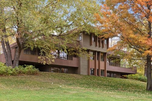 2 Salem Ln, Sunfish Lake, MN, 55118-4700 | Card Image