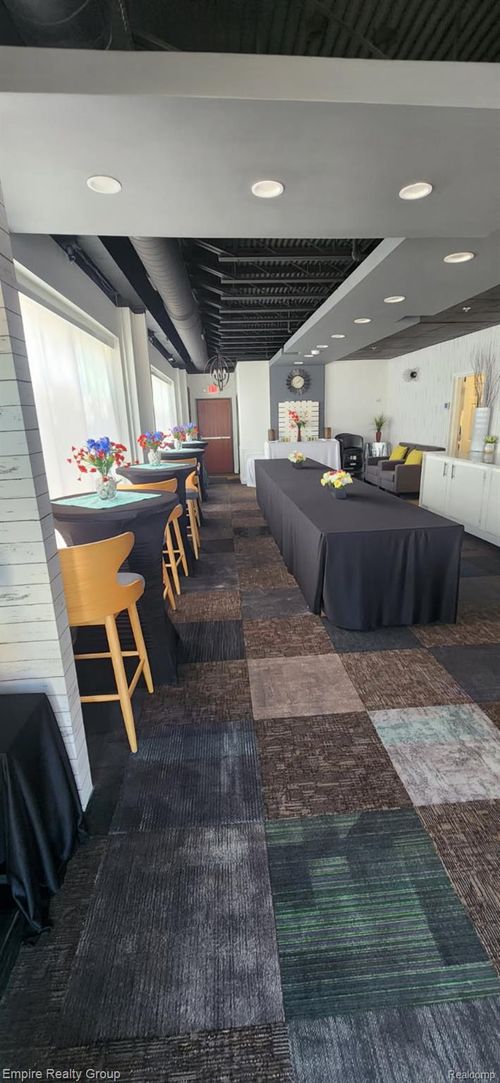 70941 Van Dyke Rd, Bruce Twp, MI, 48065-4448 | Card Image