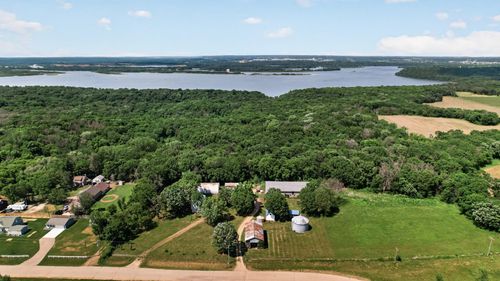 7635 Mississippi Trl, Hastings, MN, 55033-8514 | Card Image