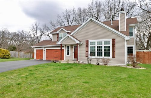 2413 Turnberry Dr, Beloit, WI, 53511-7008 | Card Image