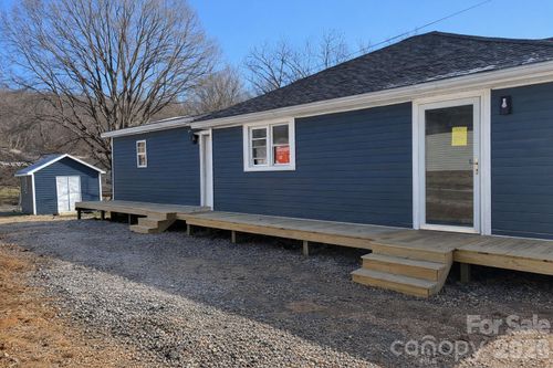 427 Pleasant Ave, Kannapolis, NC, 28081-4672 | Card Image