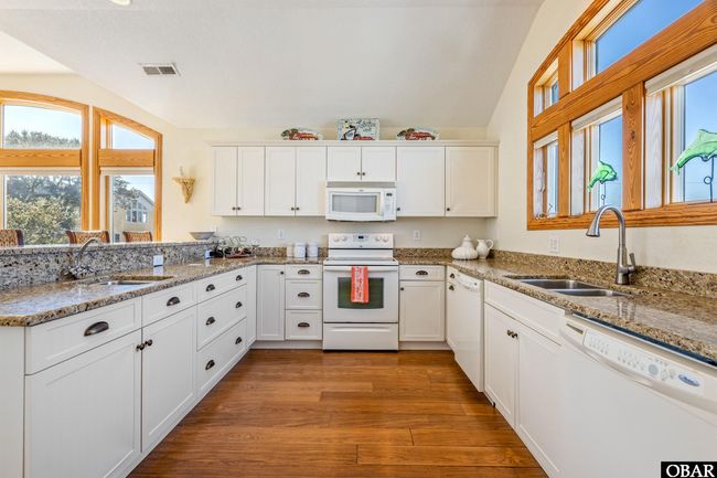 513 First Flight Run, House other with 6 bedrooms, 7 bathrooms and null parking in Kitty Hawk NC | Image 12