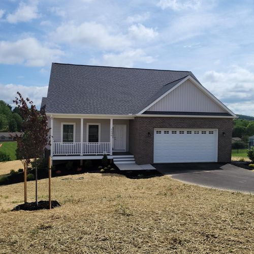 5236 Country Meadow Dr, Dublin, VA, 24084-3808 | Card Image