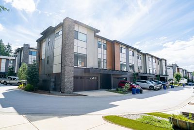 18 - 33209 Cherry Ave, Townhouse with 4 bedrooms, 3 bathrooms and 4 parking in Mission BC | Image 3