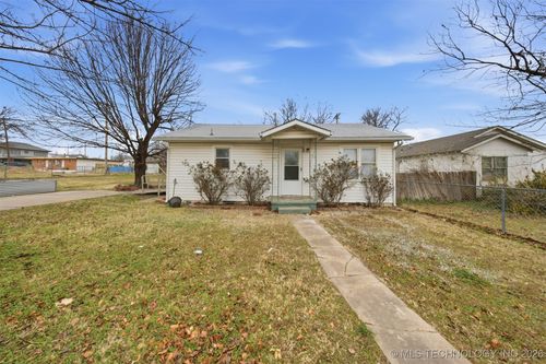 616 Cherry St, Cushing, OK, 74023-4034 | Card Image