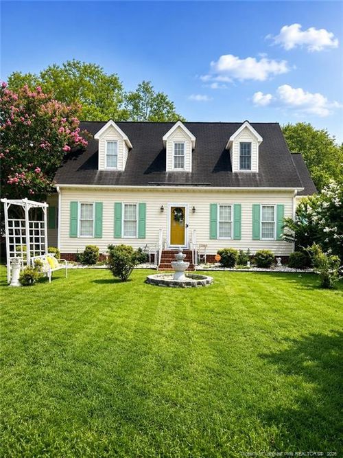 204 Oak Branches Close, Winterville, NC, 28590-9562 | Card Image