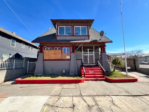 720 N Center Street, Stockton, CA, 95202 | Card Image