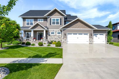 2508 Mcleod Drive E, West Fargo, ND, 58078 | Card Image