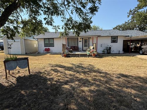 501 E Fitzgerald St, Bangs, TX, 76823-3116 | Card Image