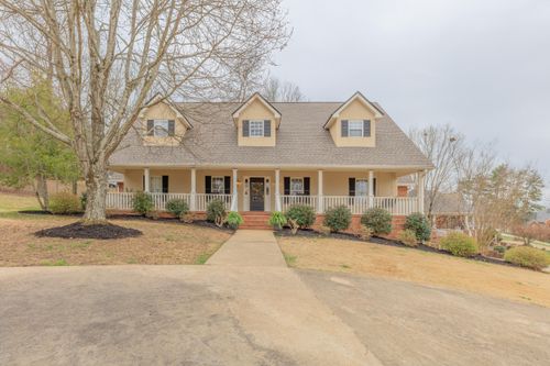 2708 Indian Creek Ln, Ooltewah, TN, 37363-8071 | Card Image