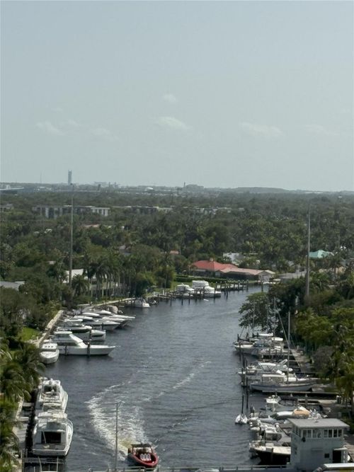 apt-1600-401 Sw 4th Ave, Fort Lauderdale, FL, 33315-1080 | Card Image