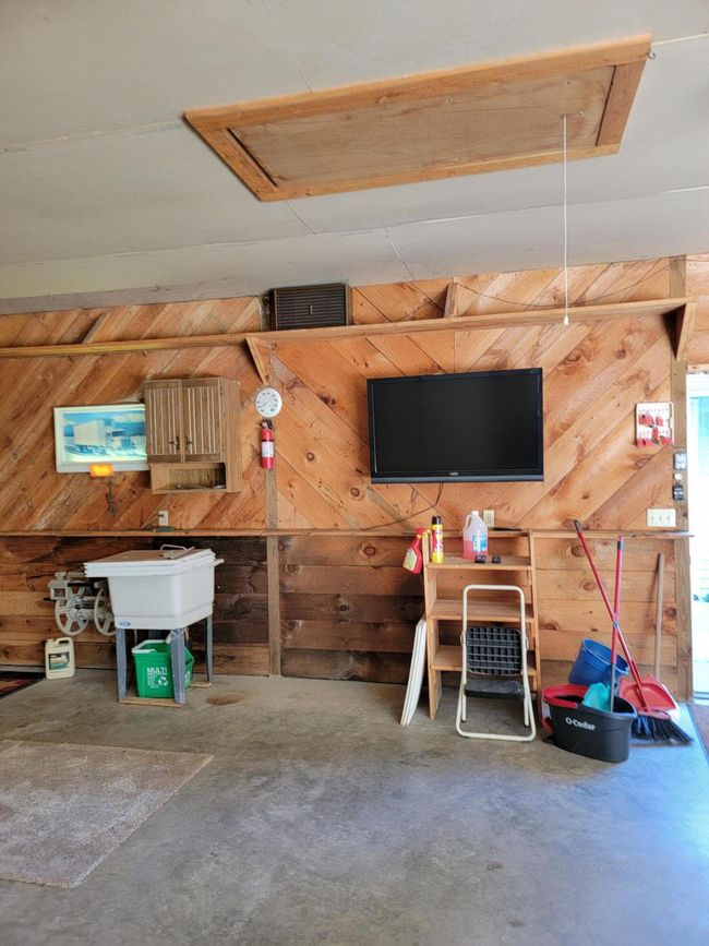 20119 Merritt Ave, House other with 3 bedrooms, 2 bathrooms and null parking in Chippewa Lake MI | Image 24
