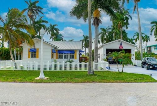 204 Allen Avenue, Everglades City, FL, 34139 | Card Image