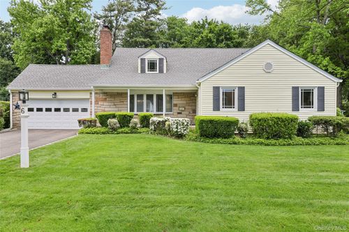 6 Berry Ln, Glen Cove, NY, 11542-1714 | Card Image
