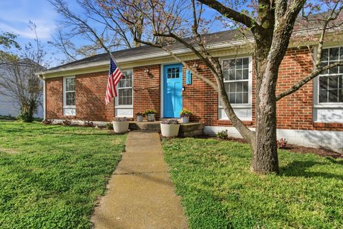 423 Wauford Dr, Nashville, TN, 37211-4466 | Card Image