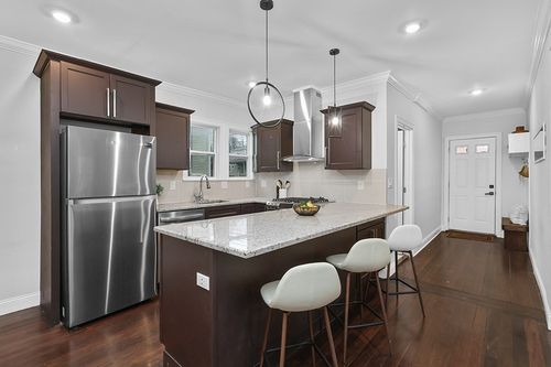 1-202-200 Elliot St, Newton, MA, 02464-1249 | Card Image