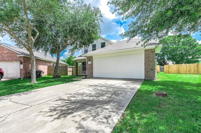 6701 Hidden Colony Ln, House other with 4 bedrooms, 3 bathrooms and 2 parking in Dickinson TX | Image 4
