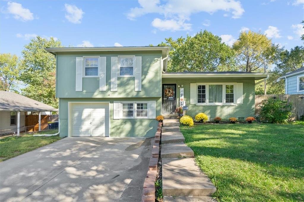107th Ter, Kansas City, MO 64137