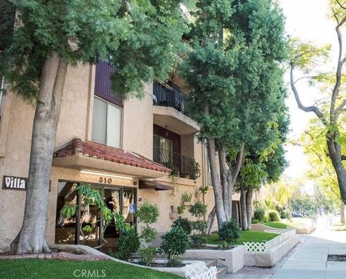 104-310 N Jackson St, Glendale, CA, 91206-3605 | Card Image