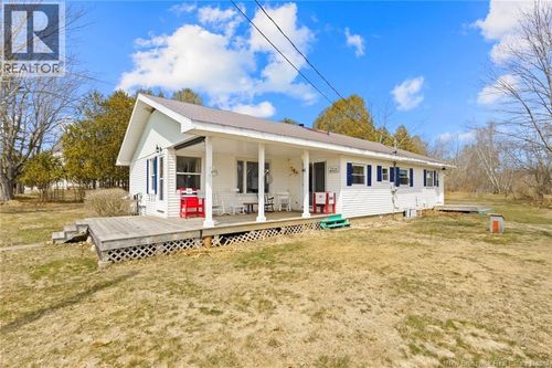 11 Wharf Rd, Newcastle Creek, NB, E4B2J8 | Card Image