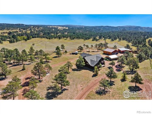 9512 Red Mountain Rd, Livermore, CO, 80536-8910 | Card Image