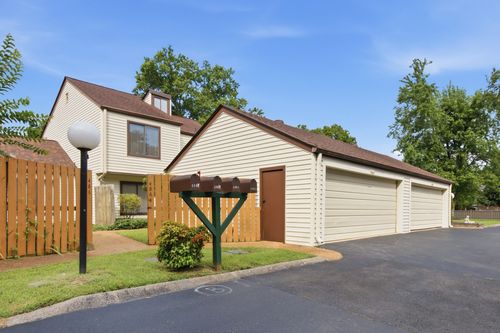 4864 Woodview Dr, Old Hickory, TN, 37138-1026 | Card Image