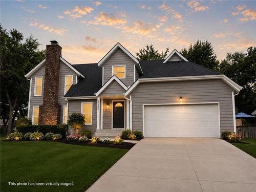 11400 Robinson St, Overland Park, KS, 66210-2612 | Card Image