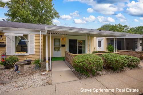 627 Carriage Lane, Georgetown Charter Township, MI, 49428 | Card Image